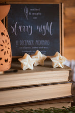 Load image into Gallery viewer, Starry Night - A Box of Christmas Star Wax Melts
